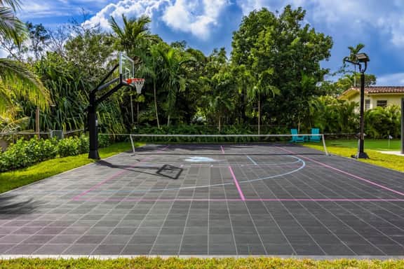CASA SPUR | 8BR | Basketball + Pool + Firepit + BBQ + Minigolf